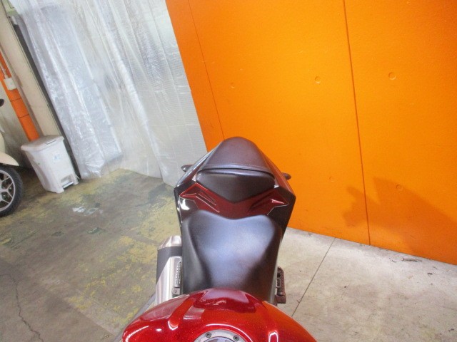 シートもこの通り破れもなければへたりもありません！来店が難しい場合にはお電話にて通販も可能ですよ！